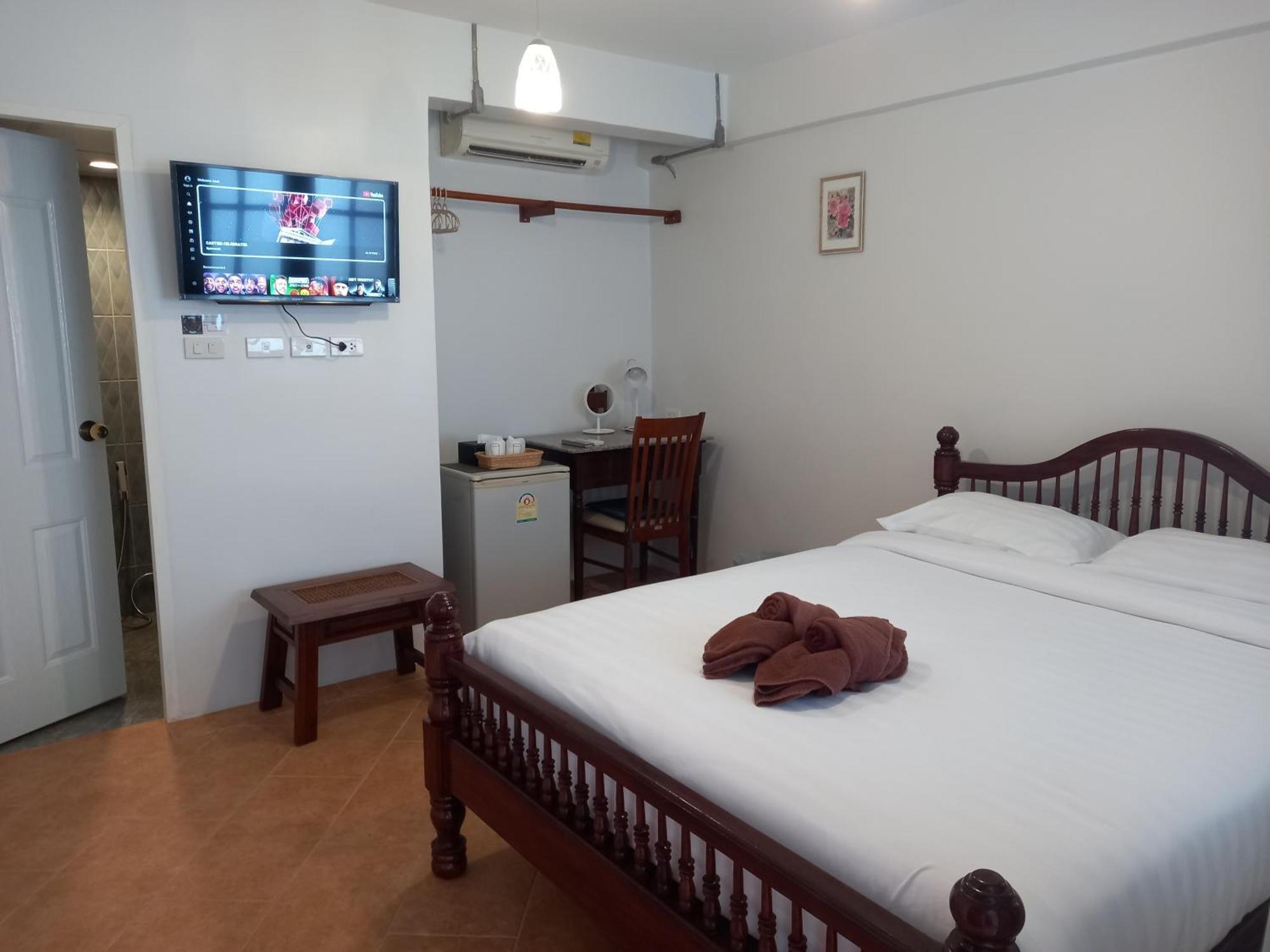 Valentier Cafe And Hotel Čiang Mai Exteriér fotografie