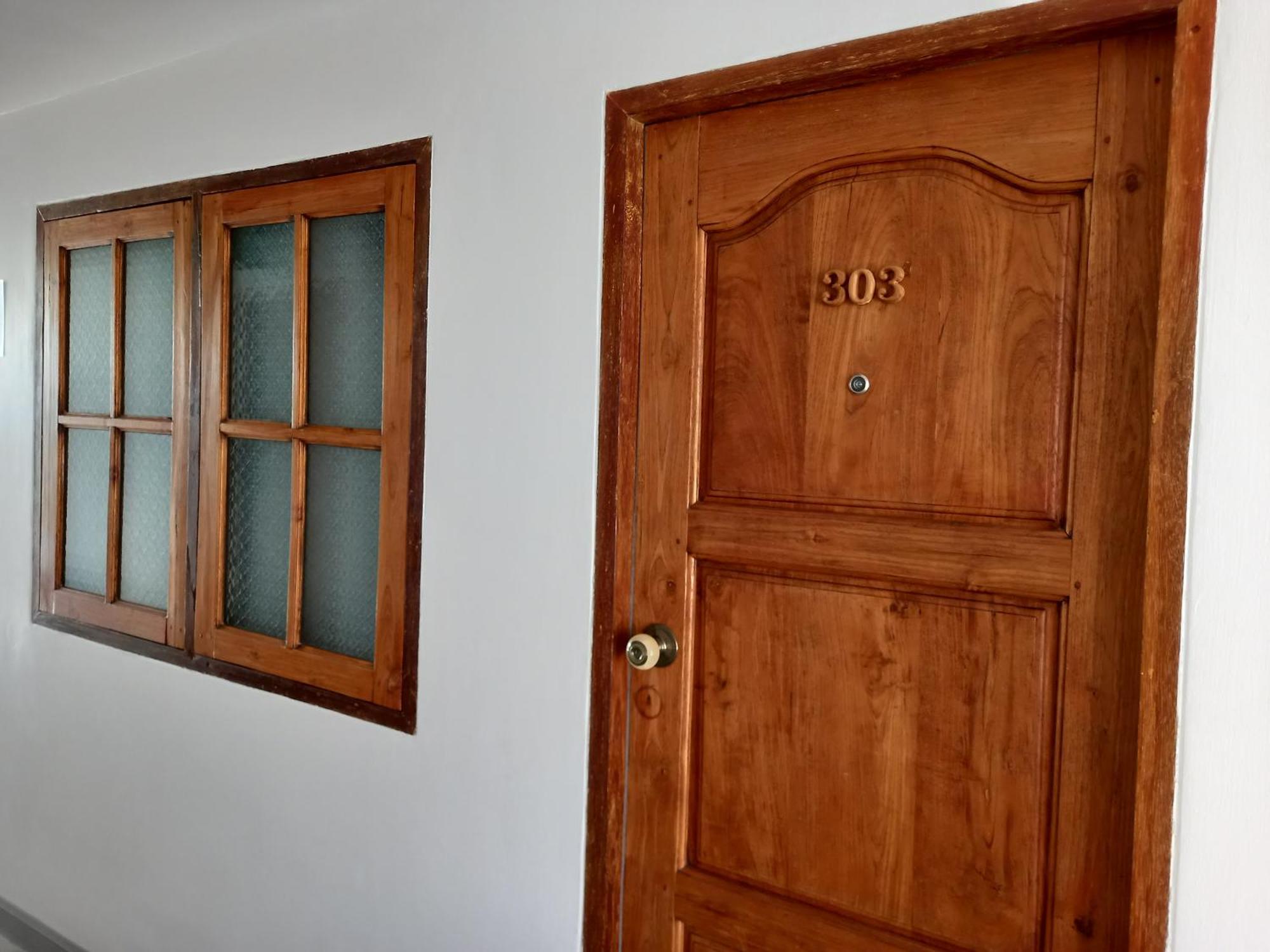 Valentier Cafe And Hotel Čiang Mai Pokoj fotografie